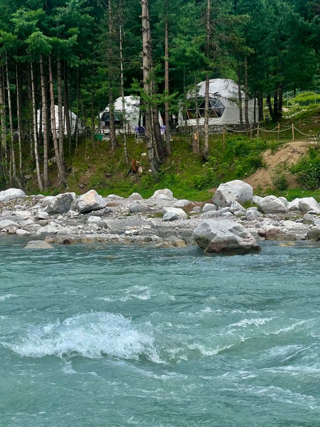 Murree Glamp 4