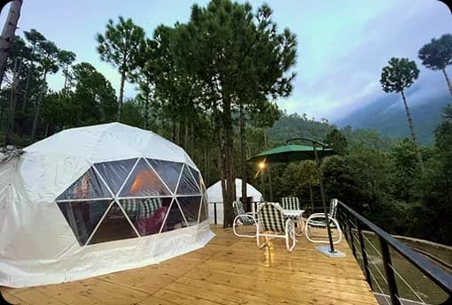 Murree Glamps